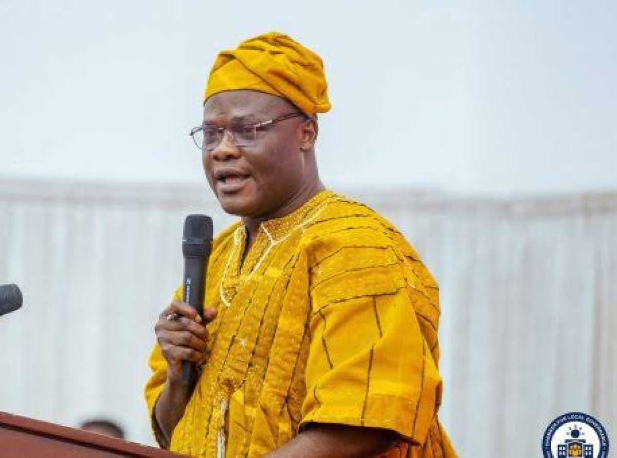 Urban Roads, not MMDCEs, responsible for desilting major drains – Local Gov’t minister